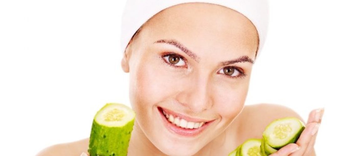 Cucumber-face-packs-for-skin-tightening-700x525